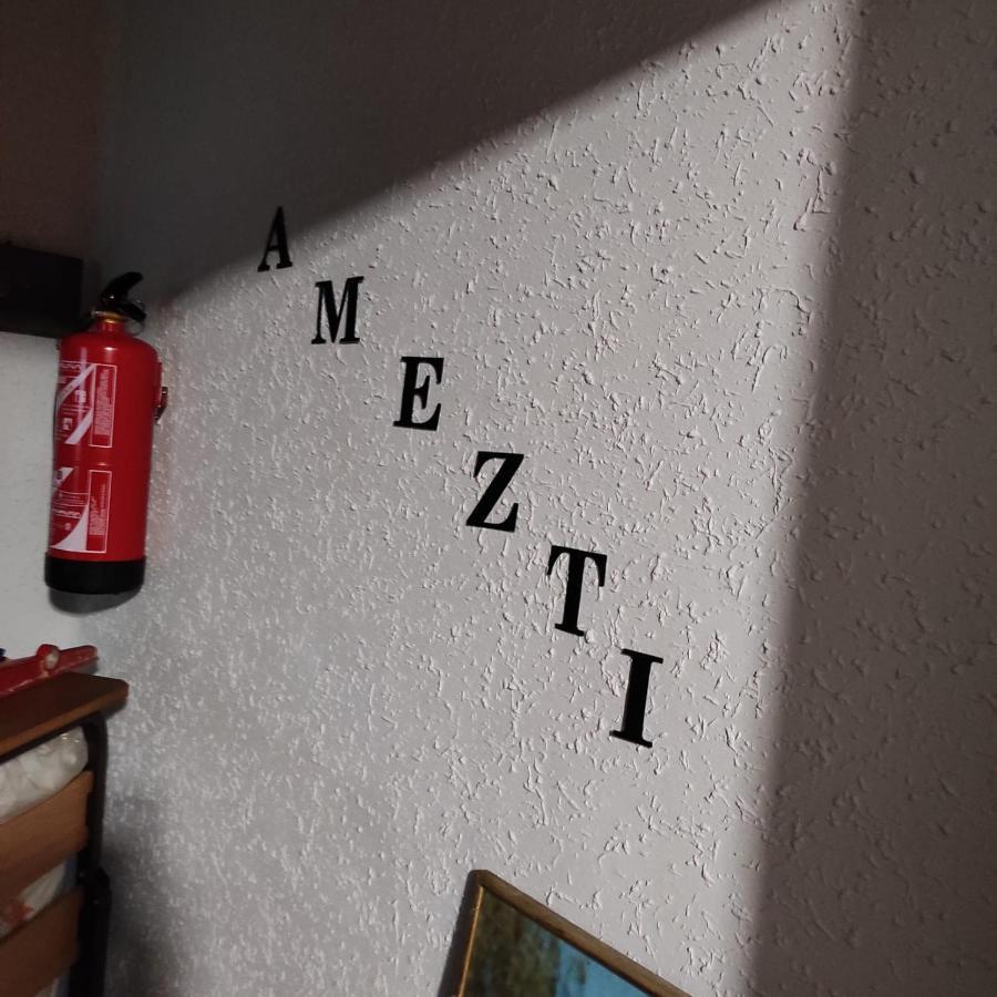 Apartamento Amezti 埃利松多 外观 照片